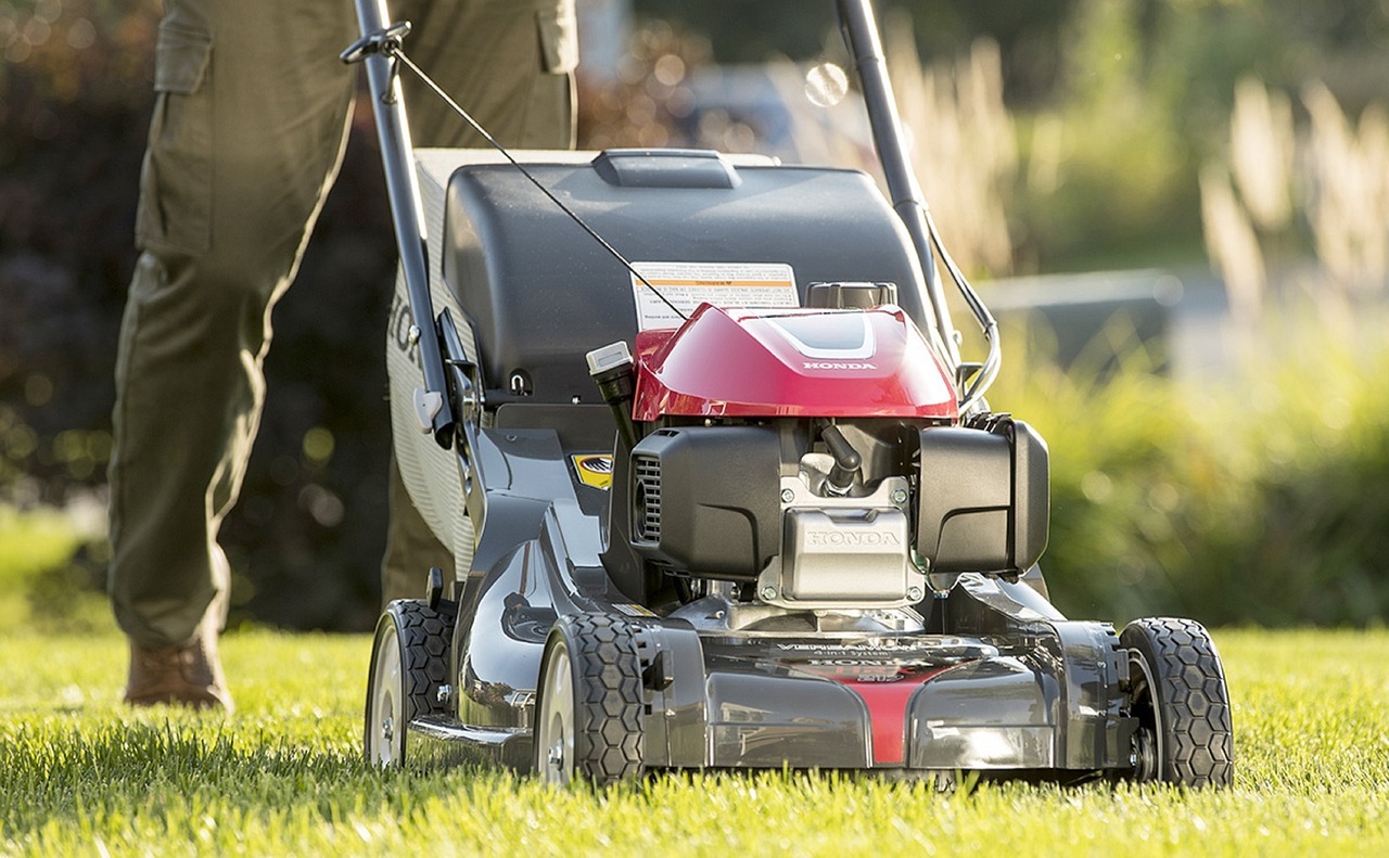 Mobile Snow Thrower Carburetor Cleaning Denver